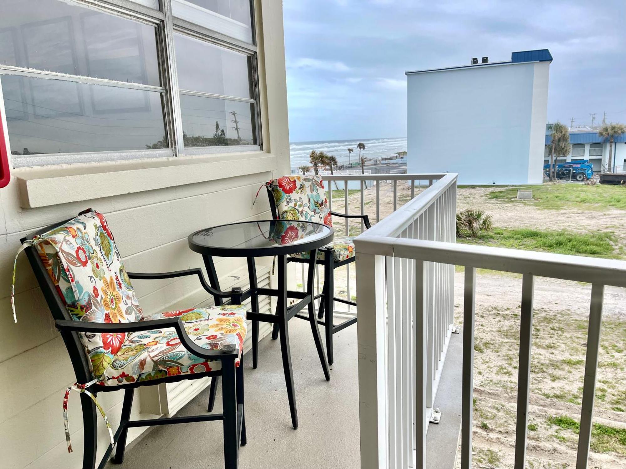Sunset Studio Daytona Beachfront Exterior foto