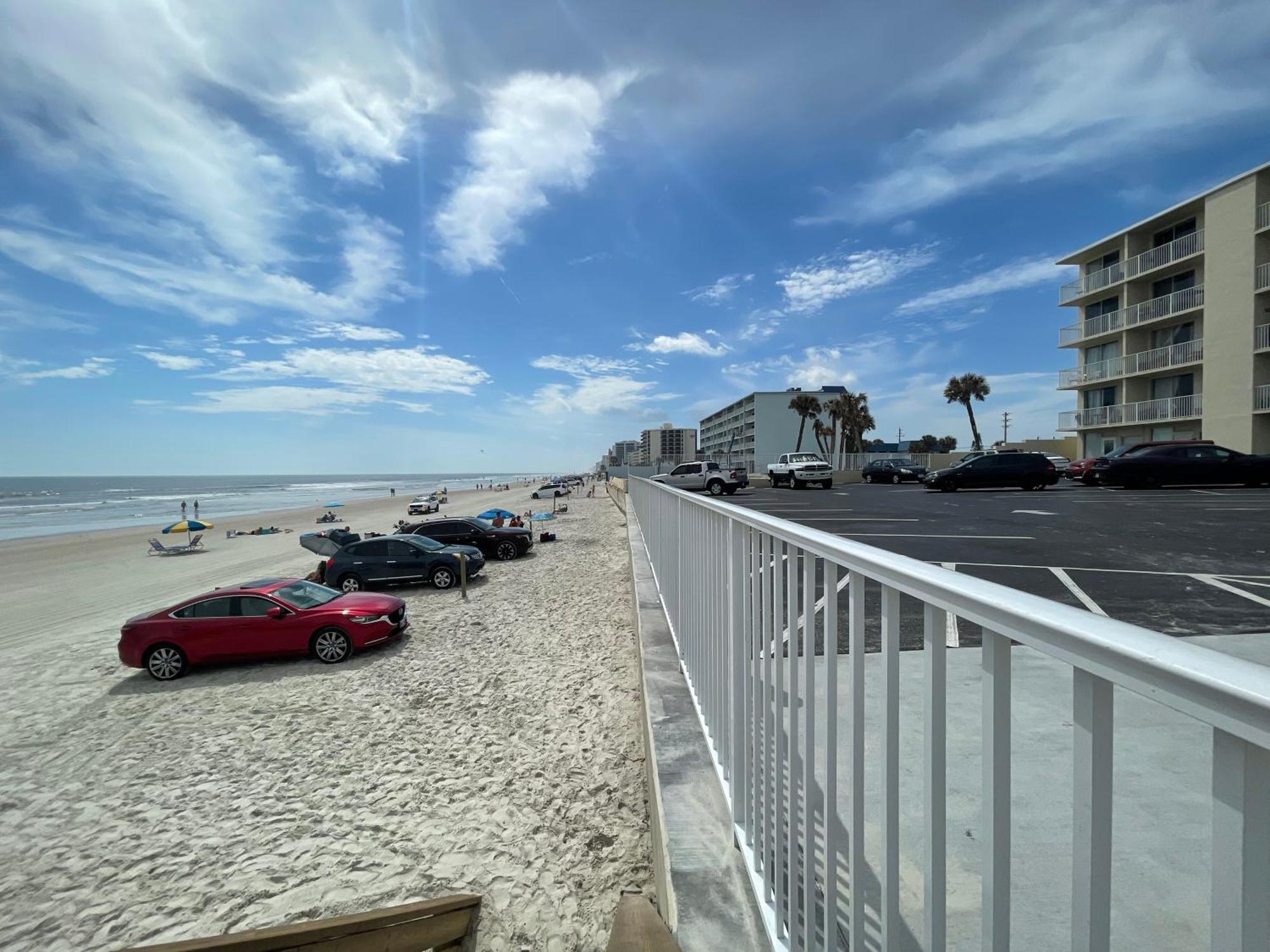 Sunset Studio Daytona Beachfront Exterior foto